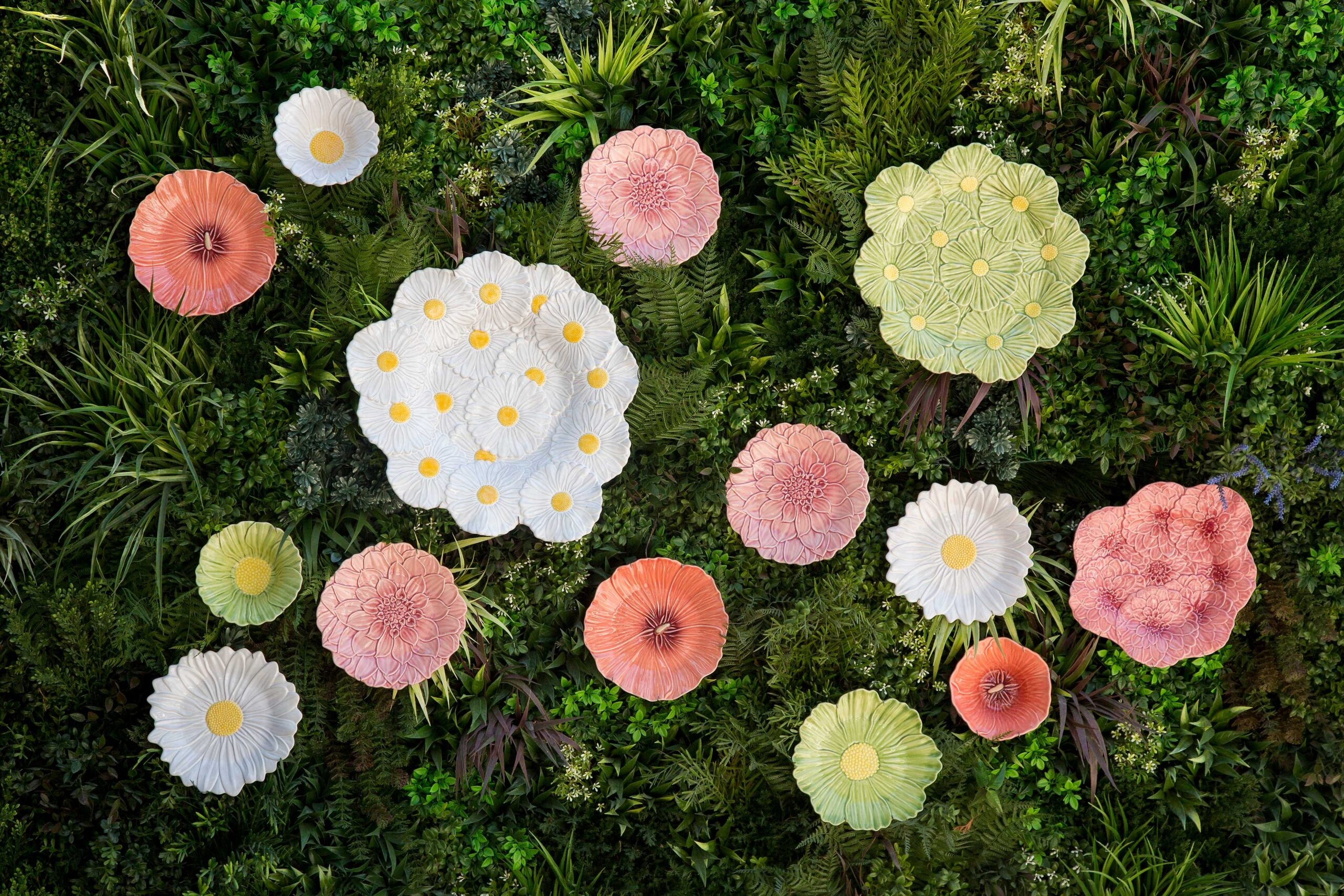 Bordallo Pinheiro Tart Tray 47cm - Maria Flor