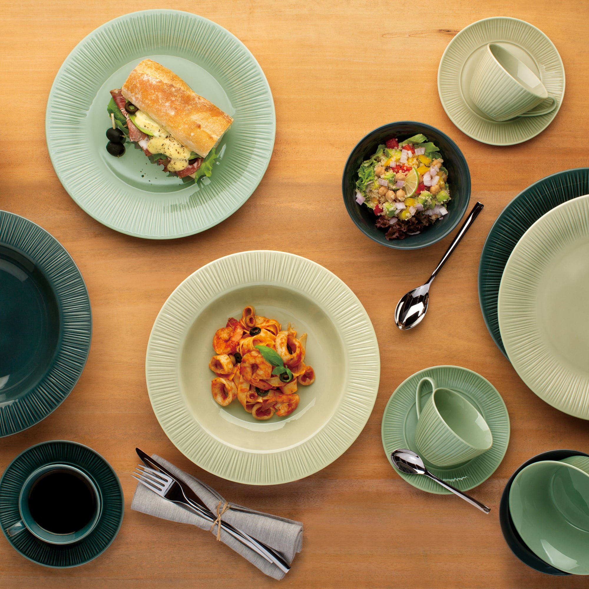 Noritake Main Plate 27.5Cm-Conifere Teal