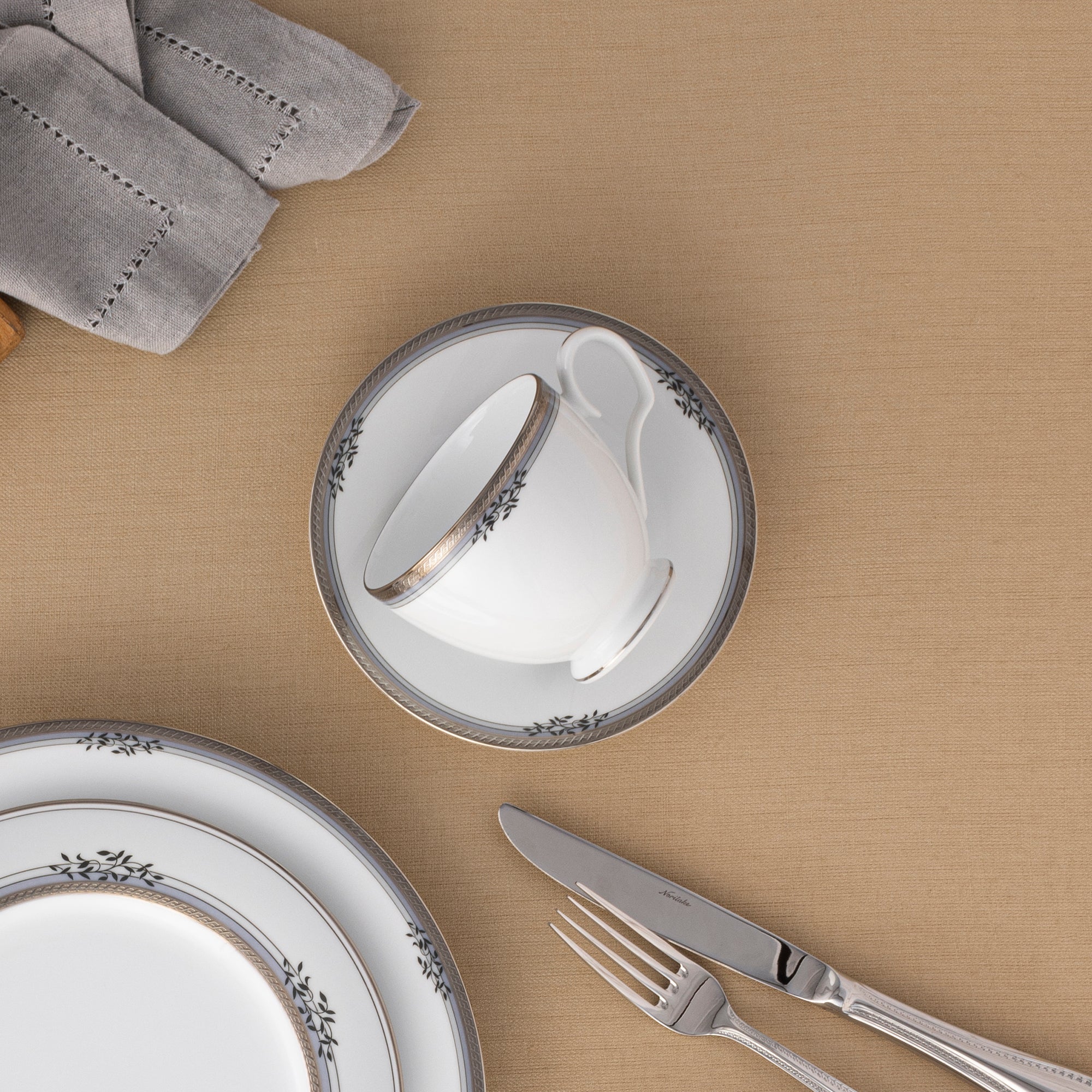 Noritake 20Pcs Dinner Set for 4 Person - Laurel Vale