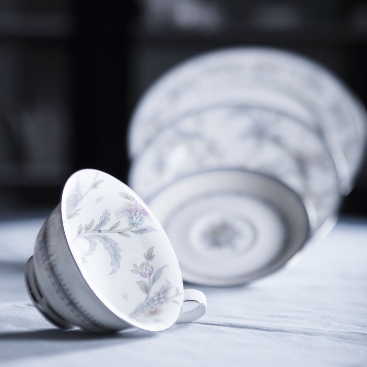 Noritake 96Pcs Dinner & Tea Set for 12 Person - Jardin Fleuri