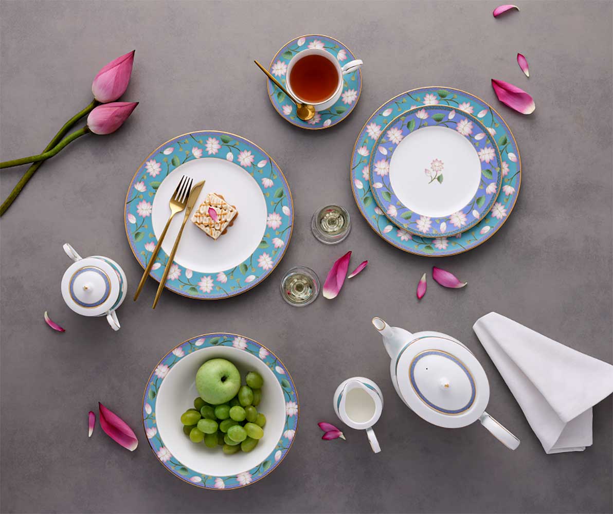 Noritake 47Pcs Dinner & Tea Set for 8 Person - Lotus Fountain