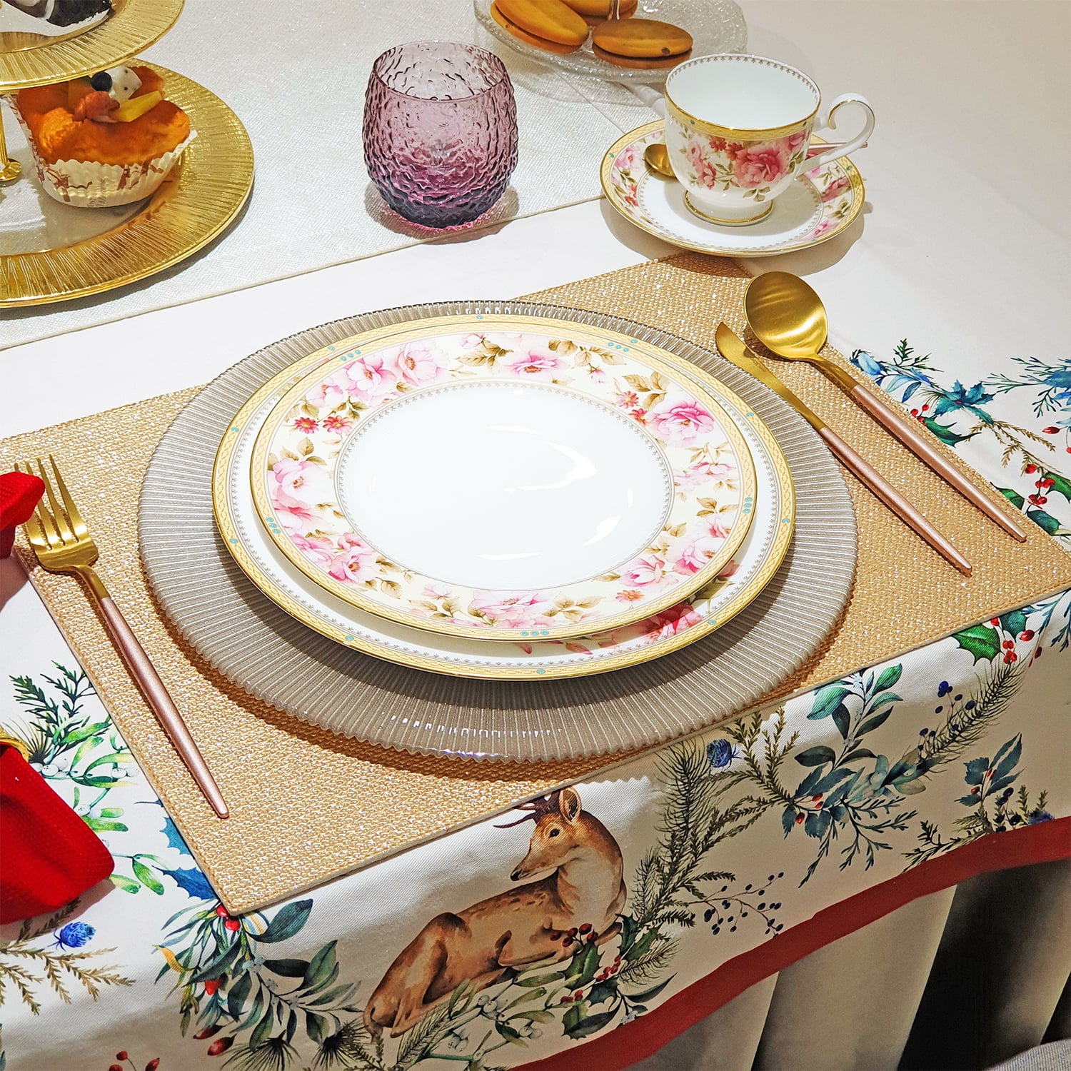 Artemis Charger Plate 33Cm Round - Seashell Champagne