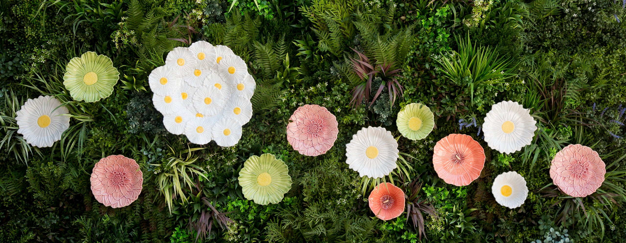 Bordallo Pinheiro Dessert Plate Daisy - Maria Flor