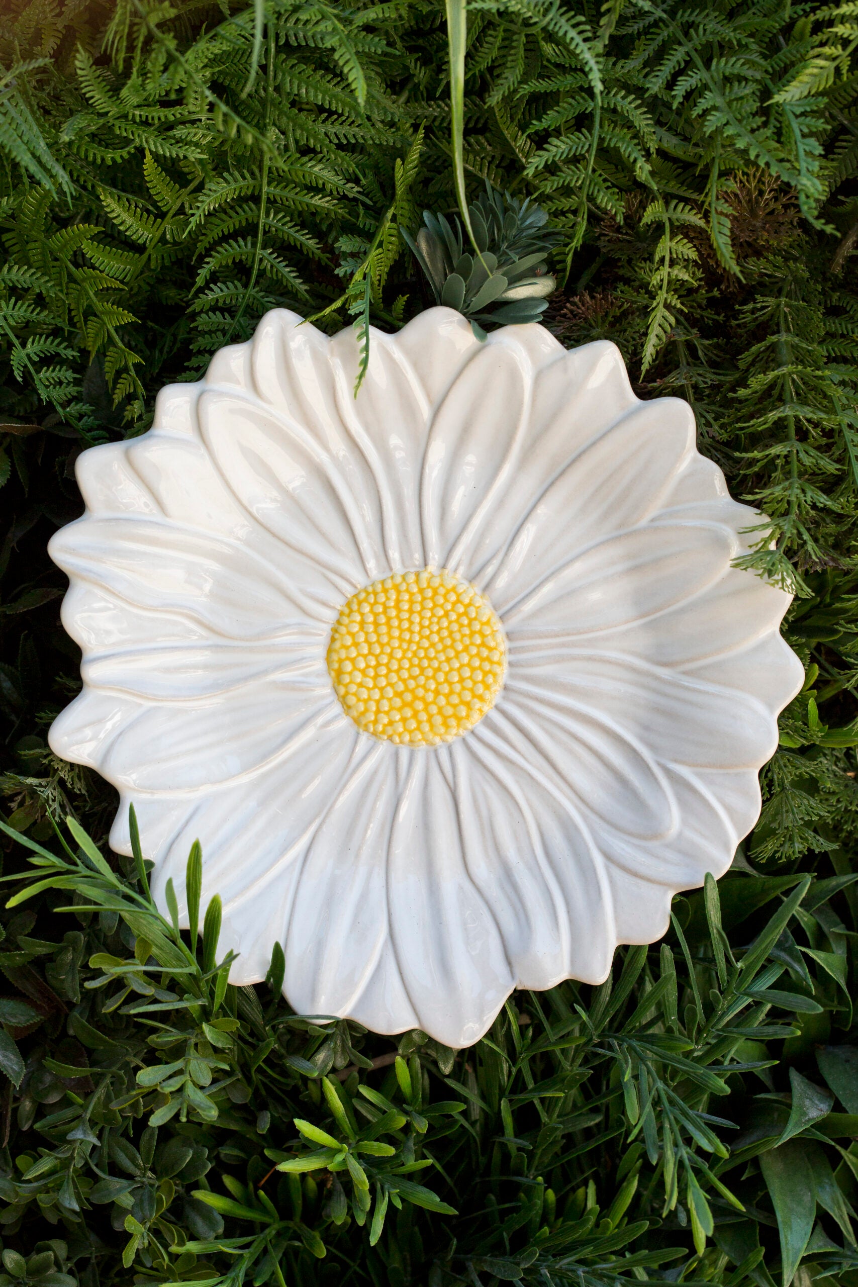 Bordallo Pinheiro Dessert Plate Daisy - Maria Flor