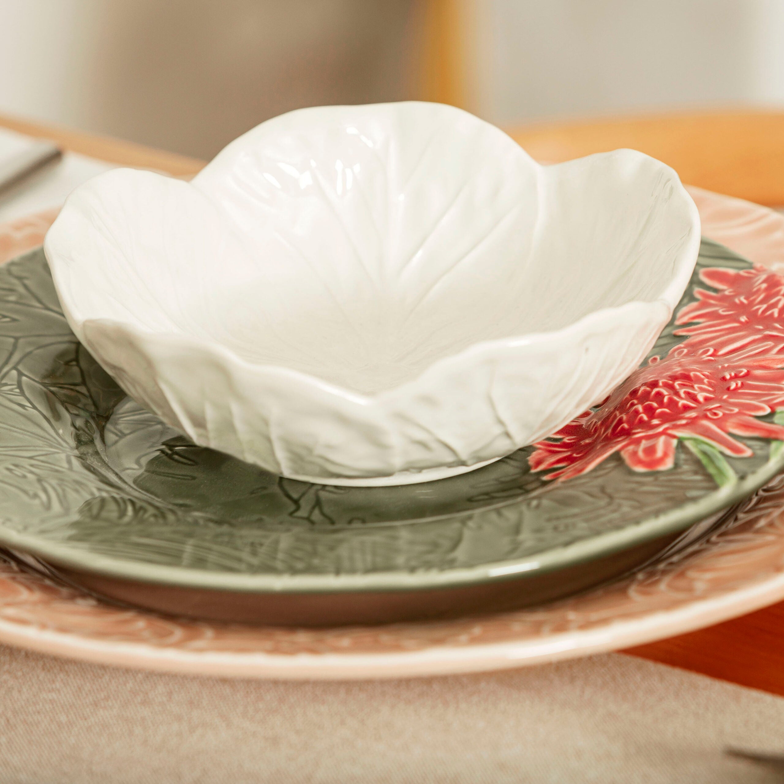 Bordallo Pinheiro Large Bowl - Cabbage Beige