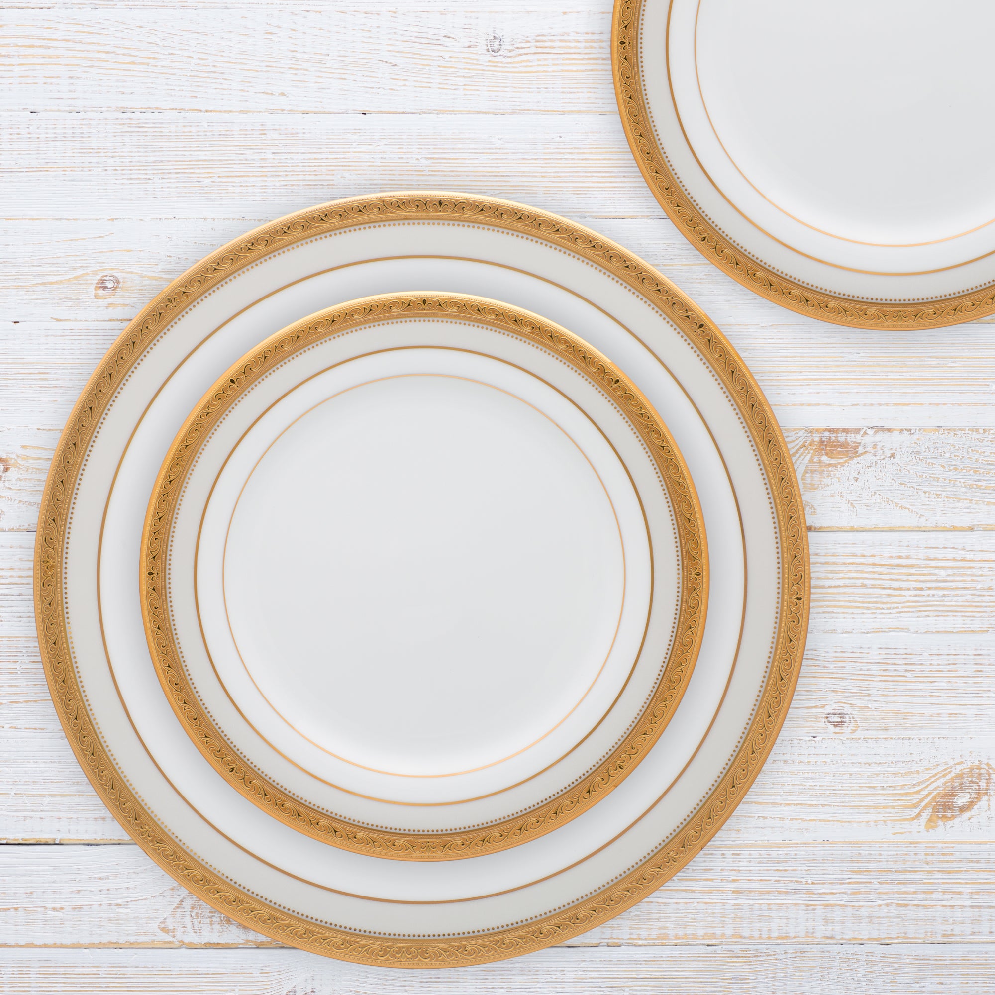 Noritake 47Pcs Dinner & Tea Set for 8 Person - Signature Mica Gold