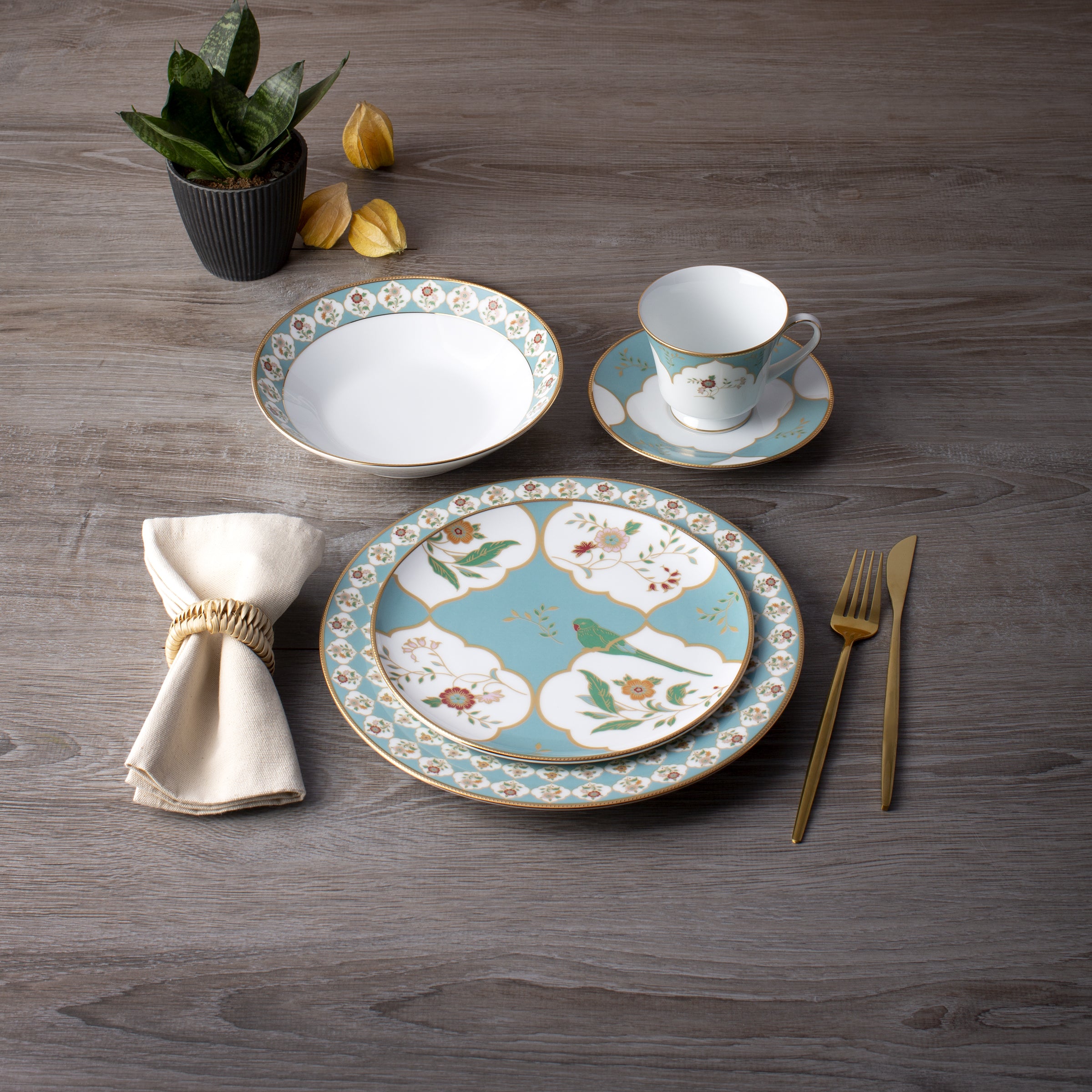 Noritake 33Pcs Dinner Set with Teapot for 6 Person - Lodi's Morning