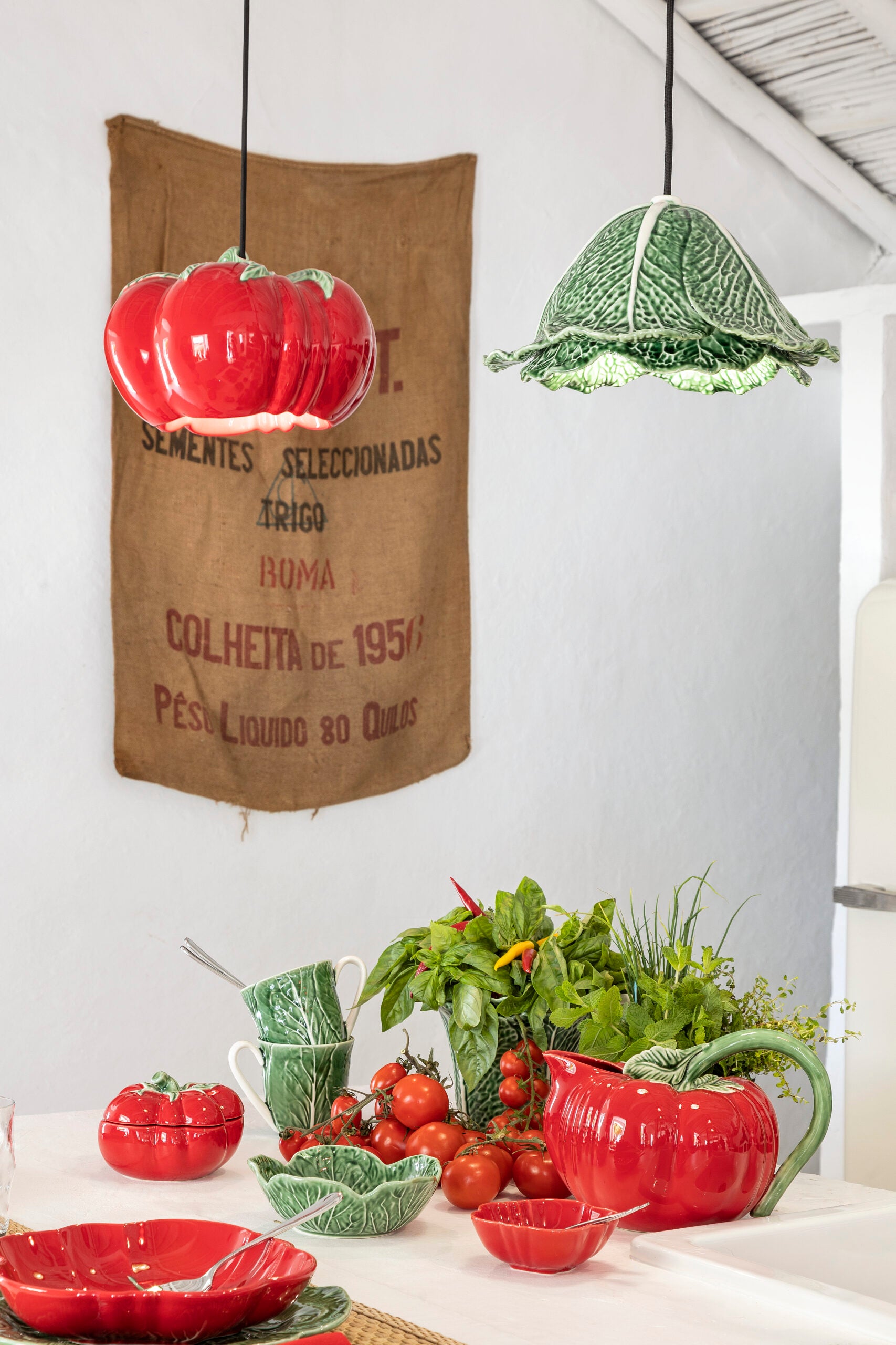 Bordallo Pinheiro Pitcher 2,75L - Tomato