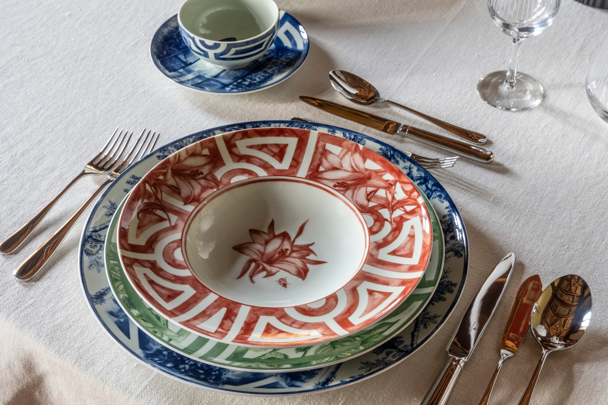 Vista Alegre 20Pcs Dinner Set for 6 Person – The Meaning