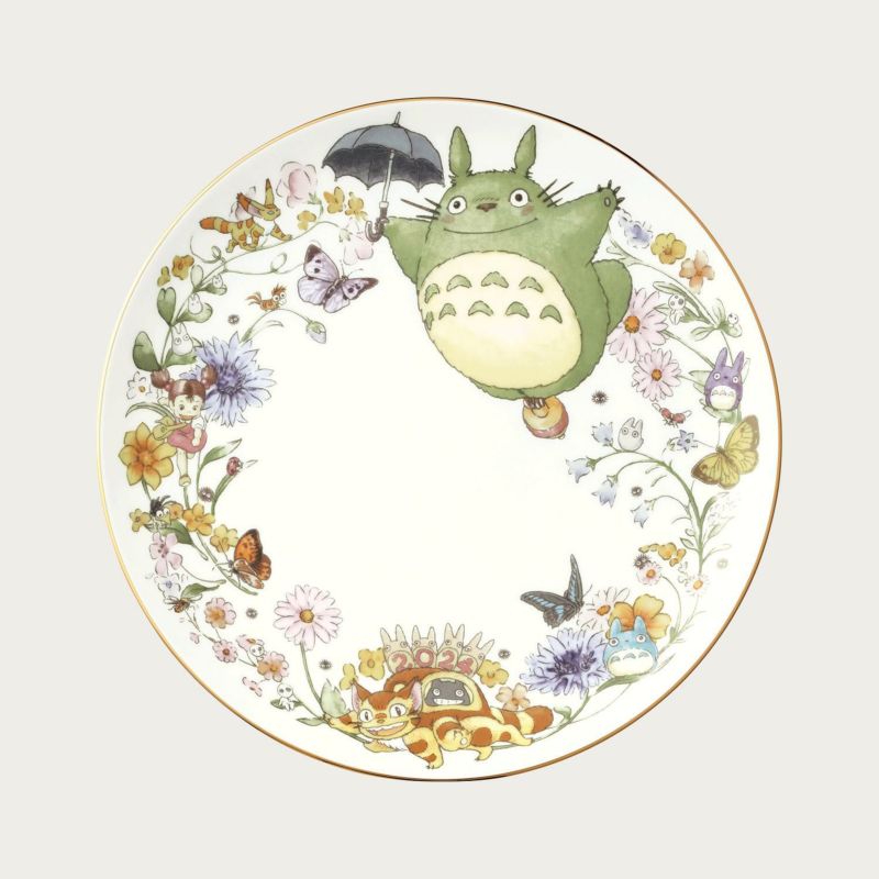 Limited Edition Noritake 2024 Year Plate 23cm (With Plate Holder) - "My Neighbor Totoro" © Studio Ghibli