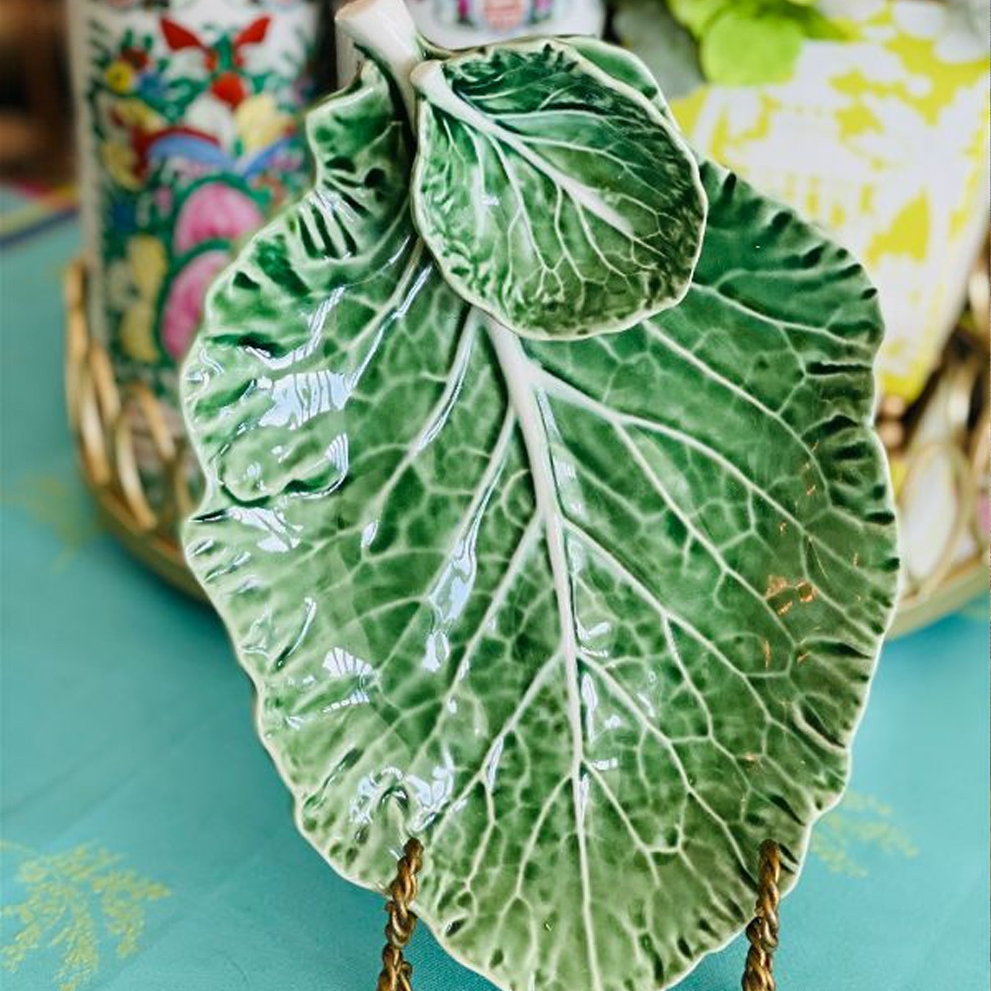 Bordallo Pinheiro Leaf with Bowl 34cm - Natural Cabbage