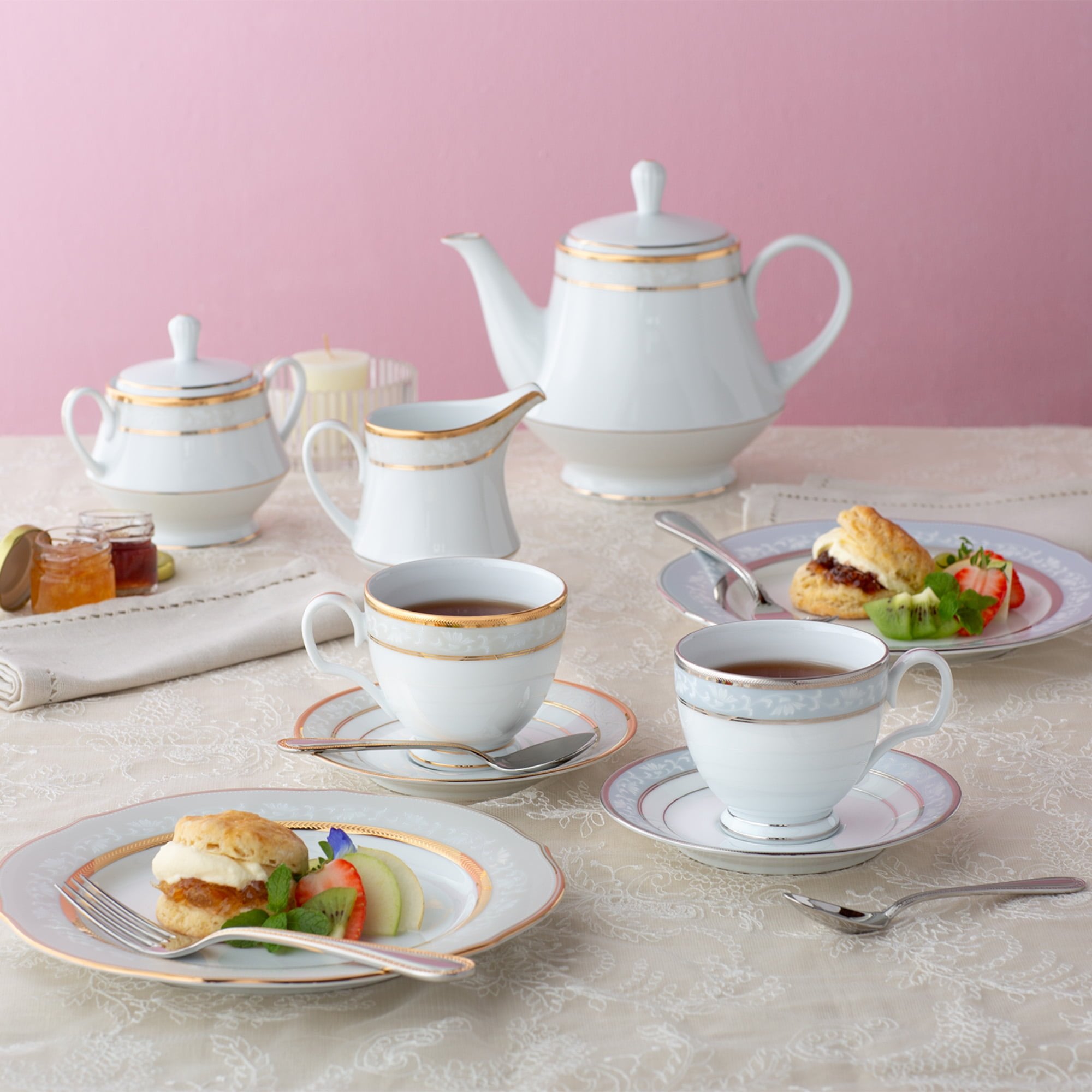 Noritake Sugar Bowl w/Lid - Brunswick Gold