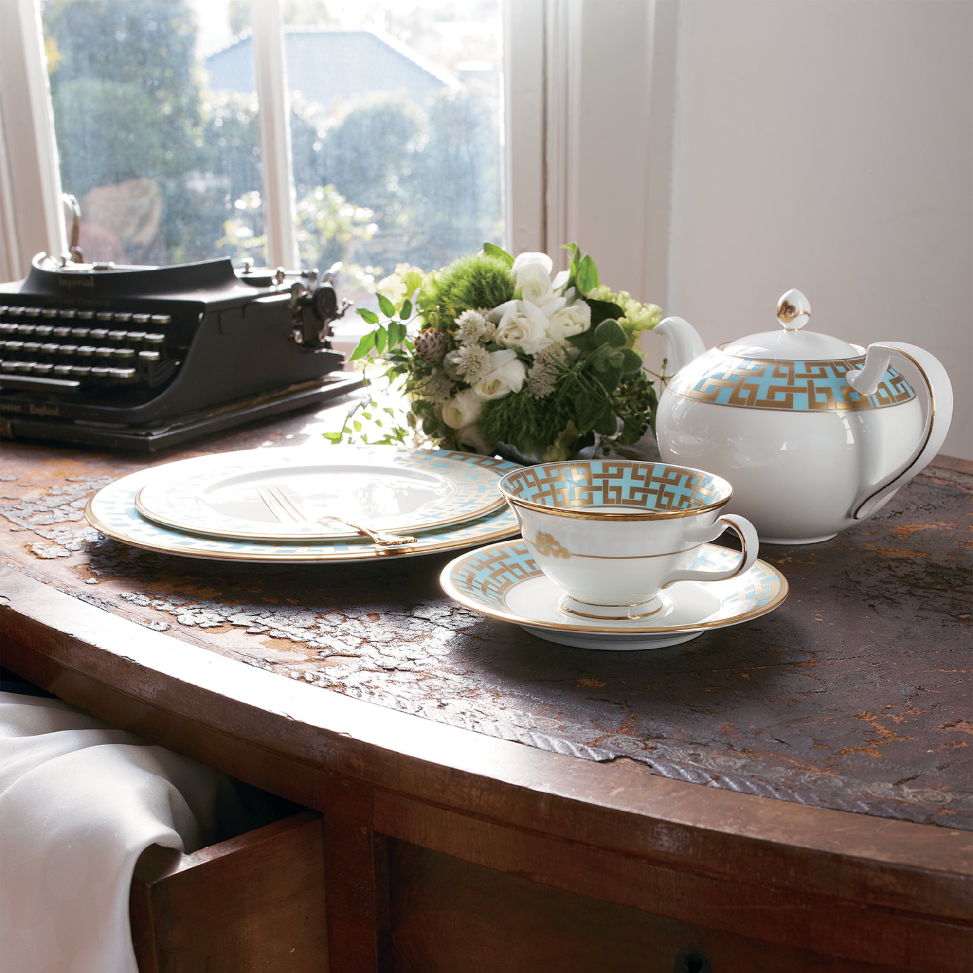 Noritake 9Pcs Gift Set - Kaku Tsunagi Kira Karacho