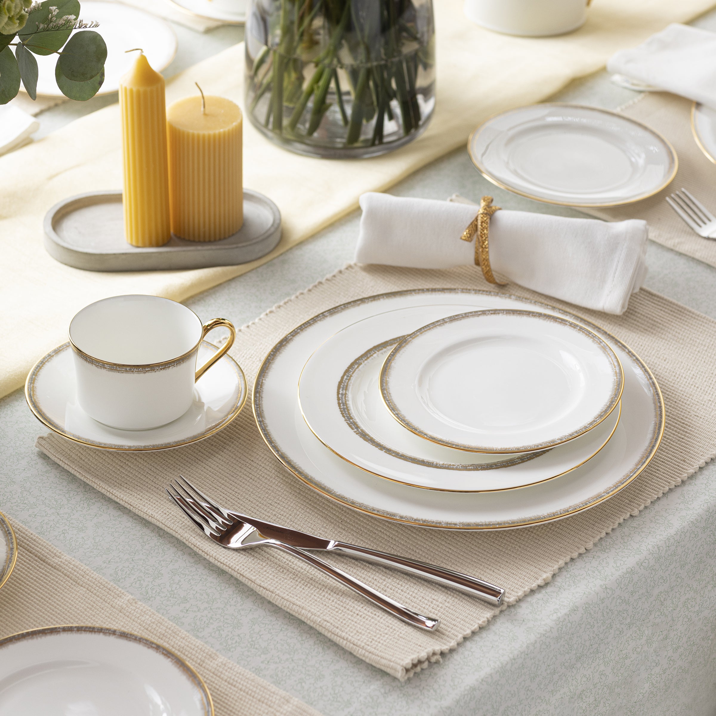 Noritake 47Pcs Dinner & Tea Set for 8 Person - Haku