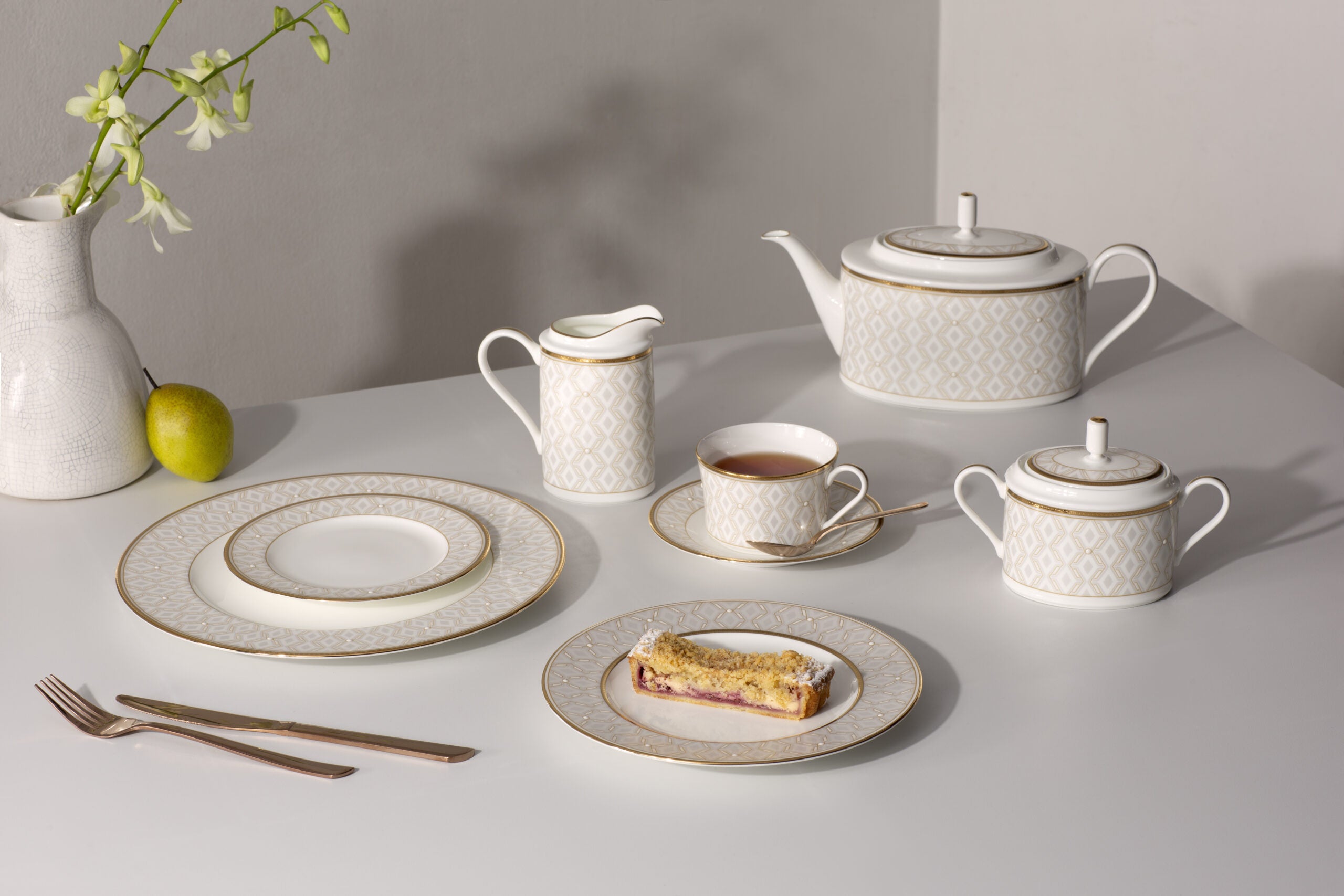 Noritake 96Pcs Dinner & Tea Set for 12 Person - Noble Pearl