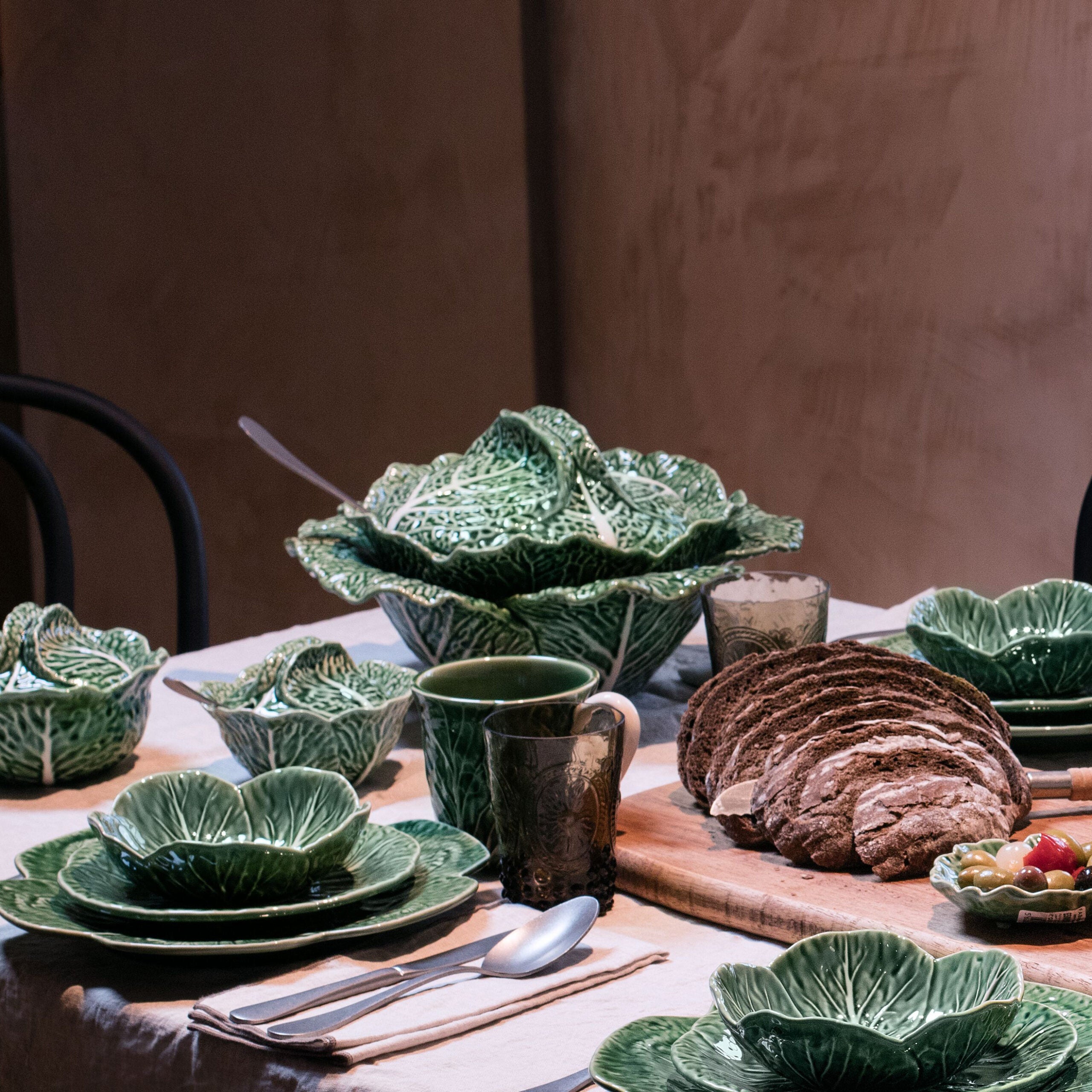 Bordallo Pinheiro Tureen 2L - Natural Cabbage