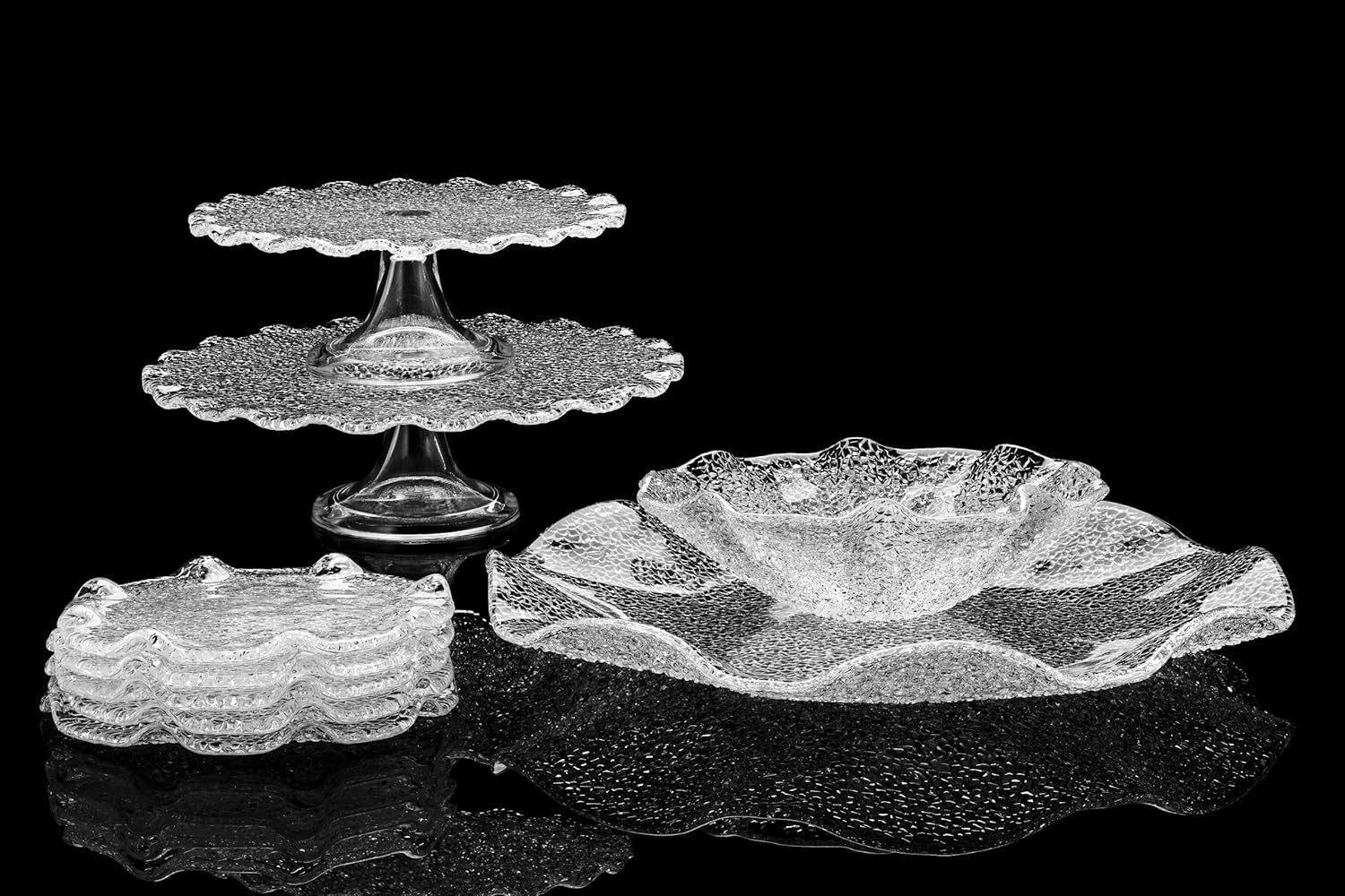 IVV Special Scalloped Plate 41cm Gold Decoration