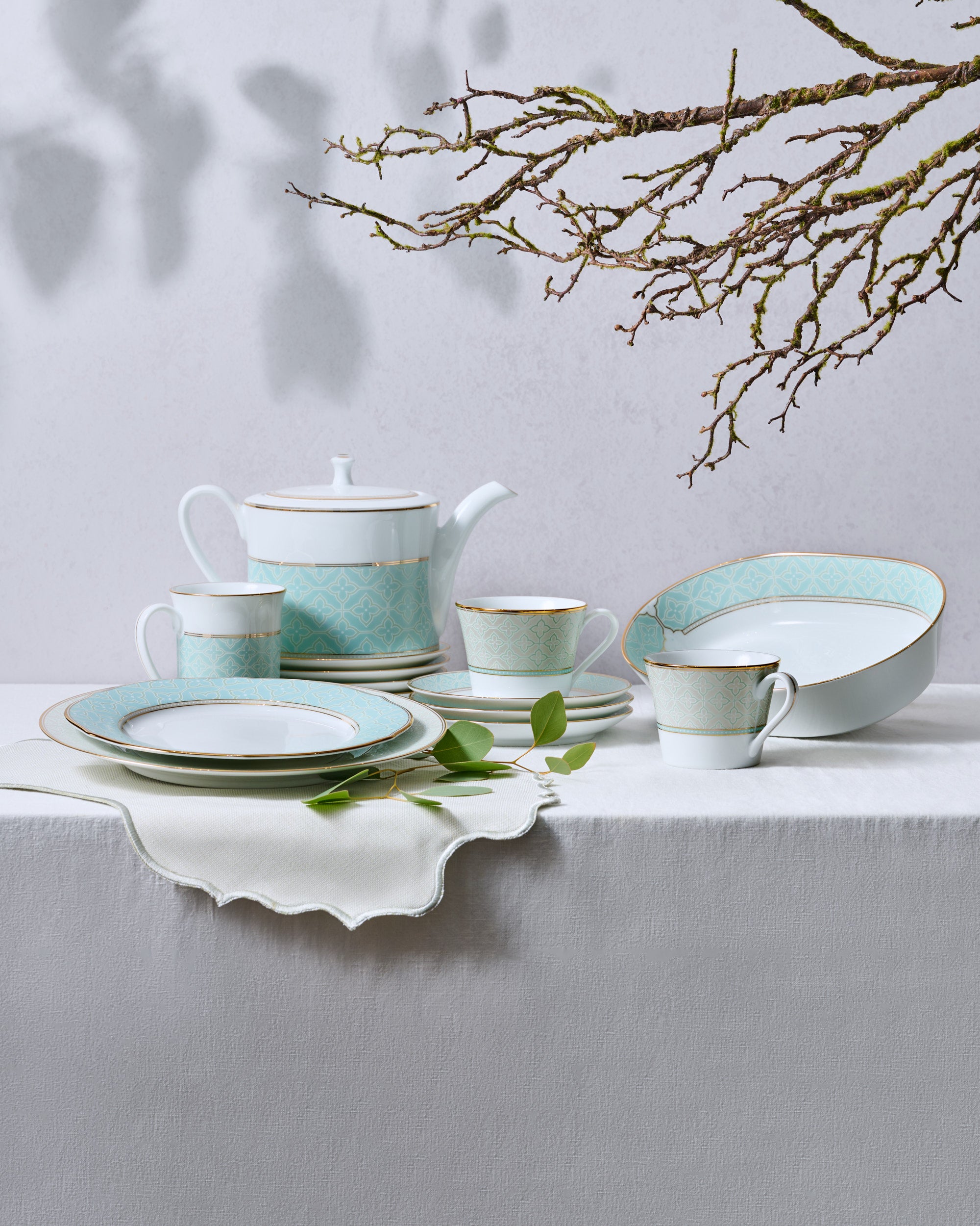 Noritake Round Vegetable - Mayfair Mint