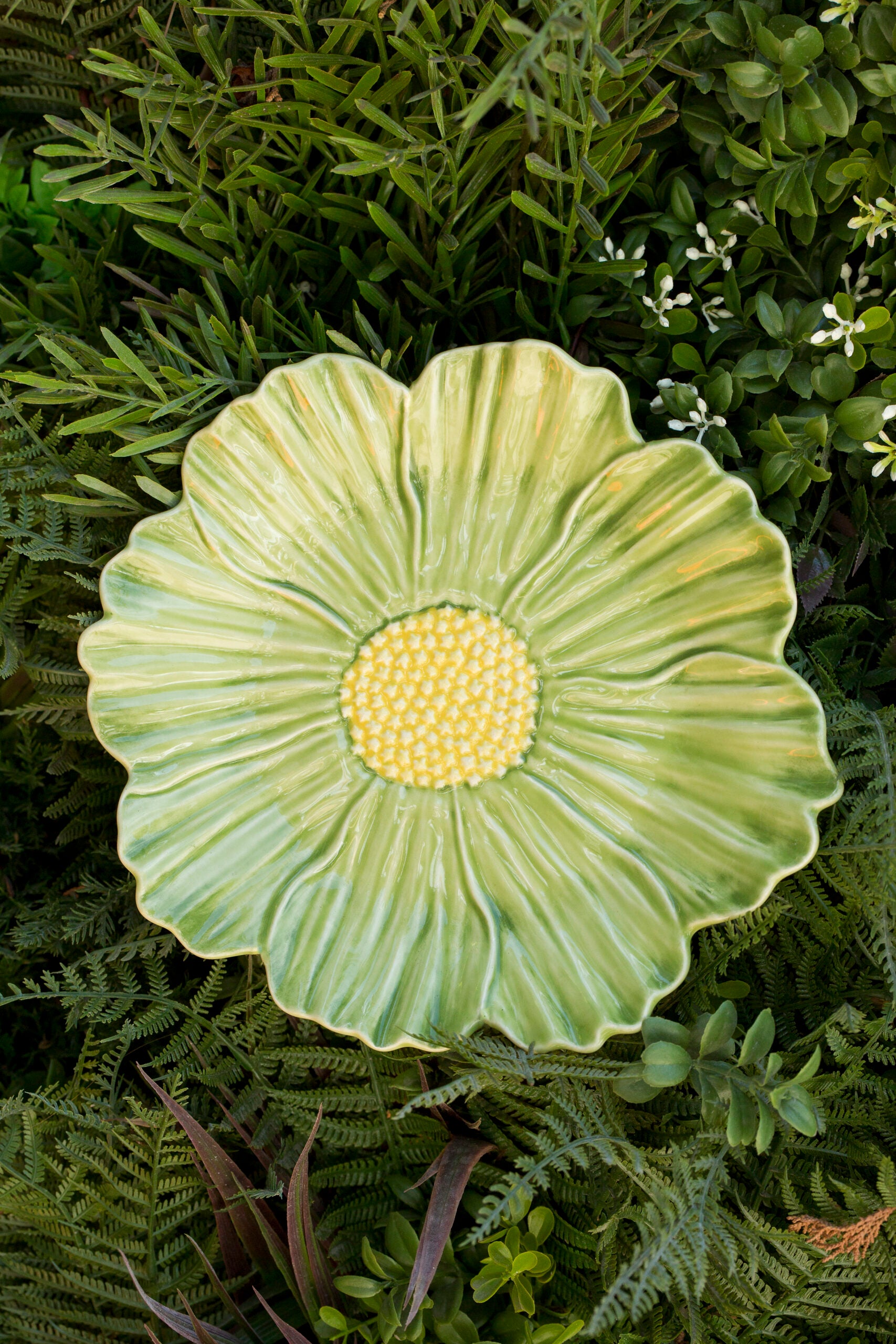 Bordallo Pinheiro Dessert Plate Cosmos - Maria Flor