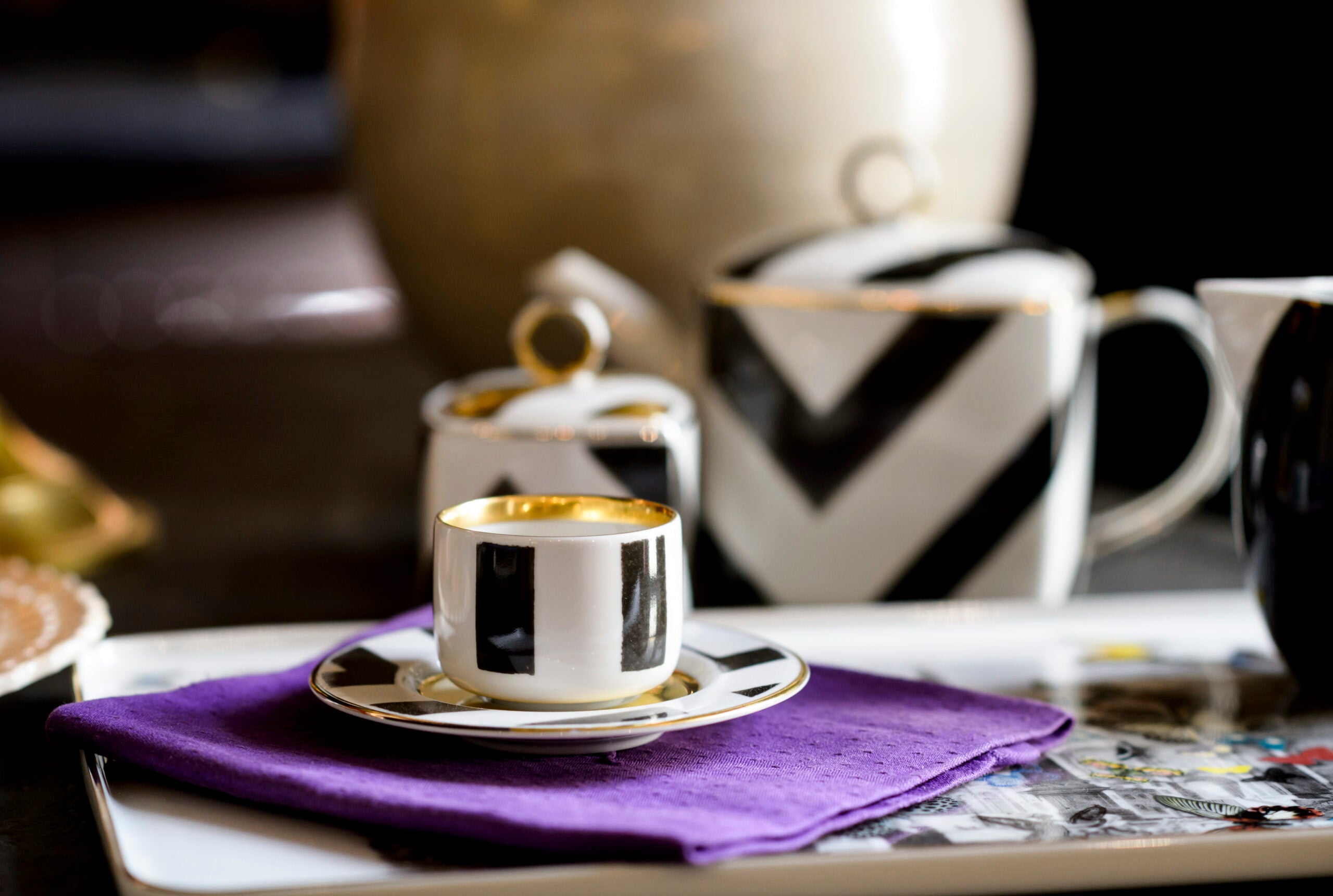 Vista Alegre 14Pcs Tea Set for 6 Person - Sol Y Sombra