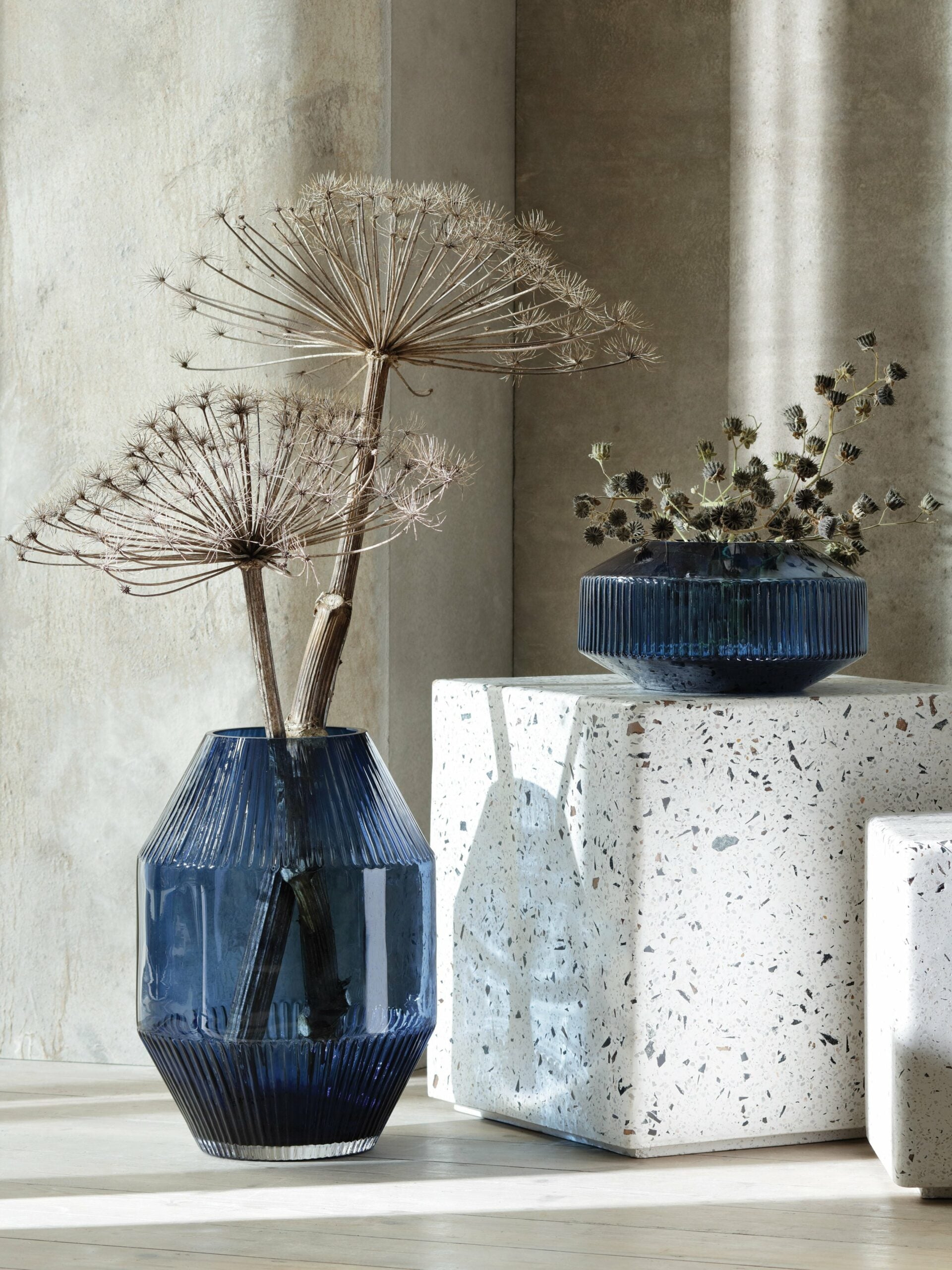 LSA International Rotunda Wide Vase H14cm Sapphire