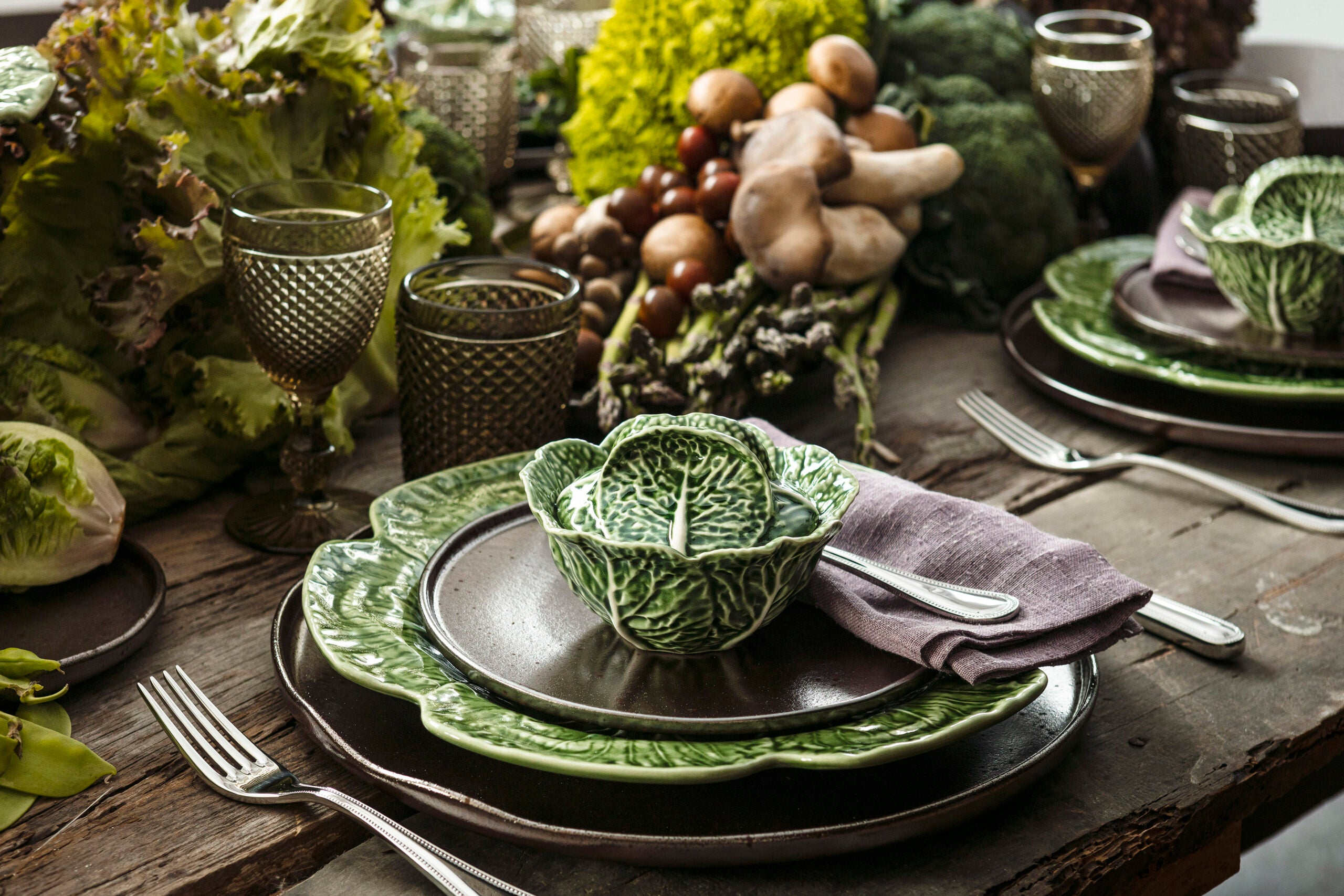 Bordallo Pinheiro Charger Plate 30.5cm – Natural Cabbage