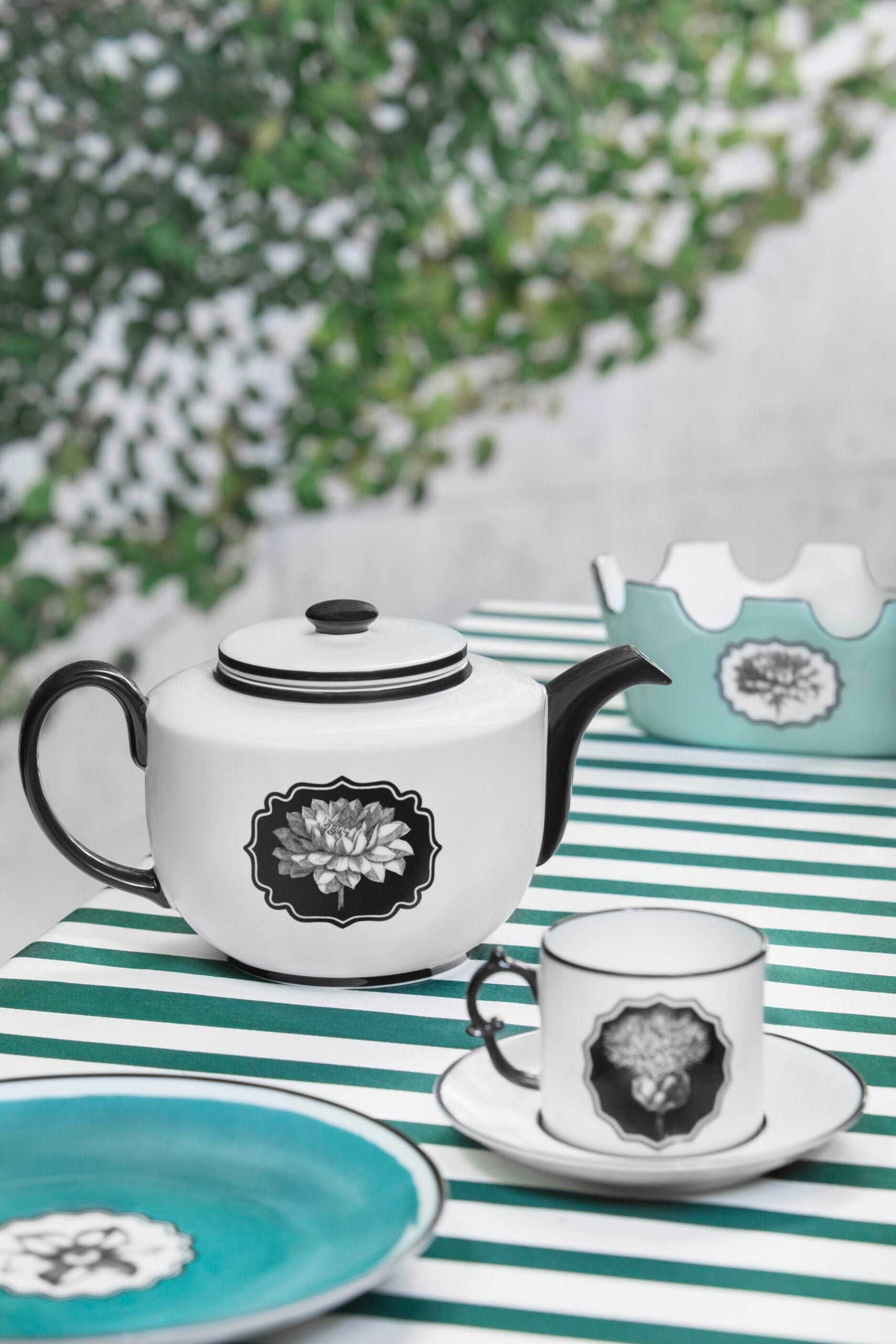 Vista Alegre 14Pcs Tea Set for 6 Person - Herbariae