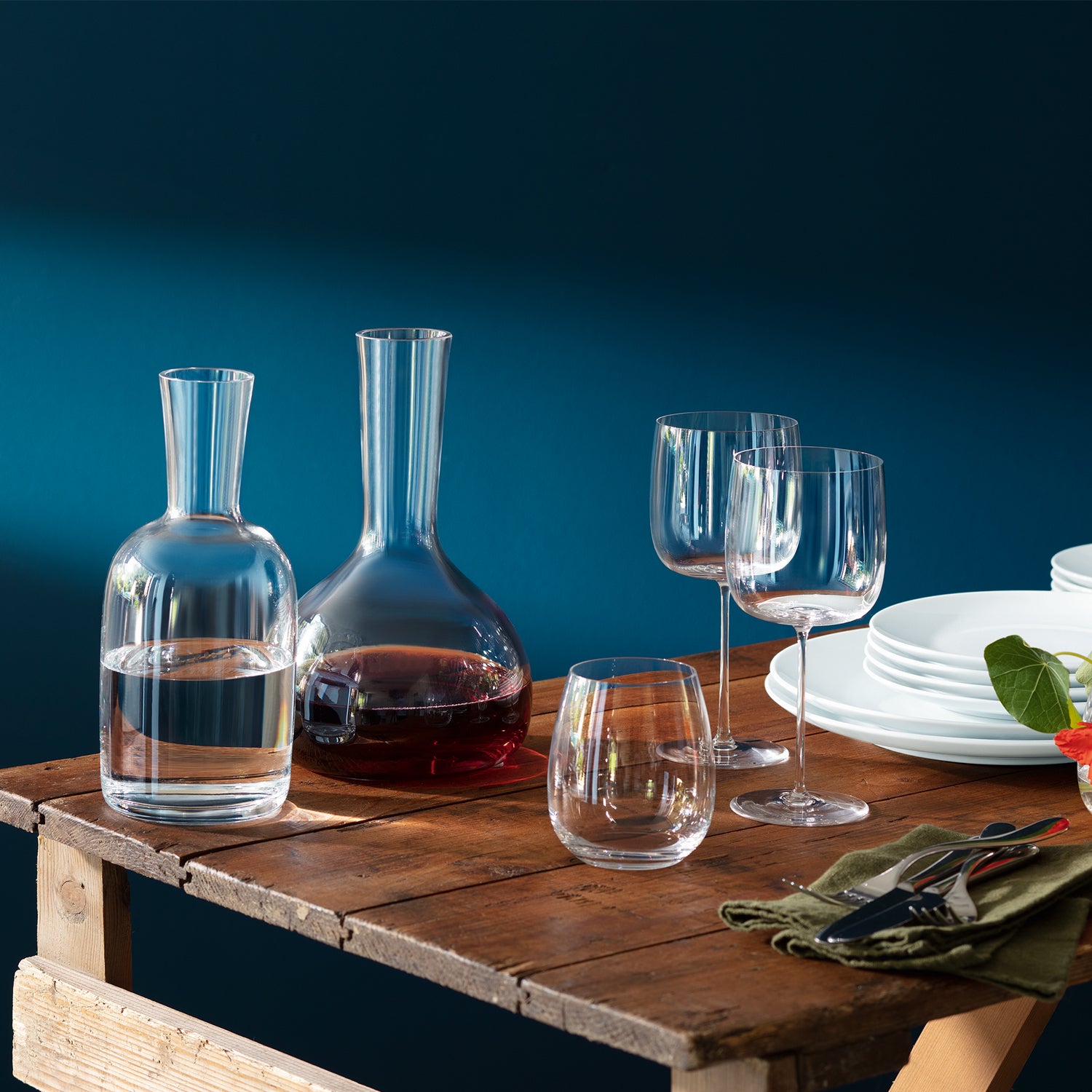 BOROUGH WATER CARAFE 1.1L CLEAR