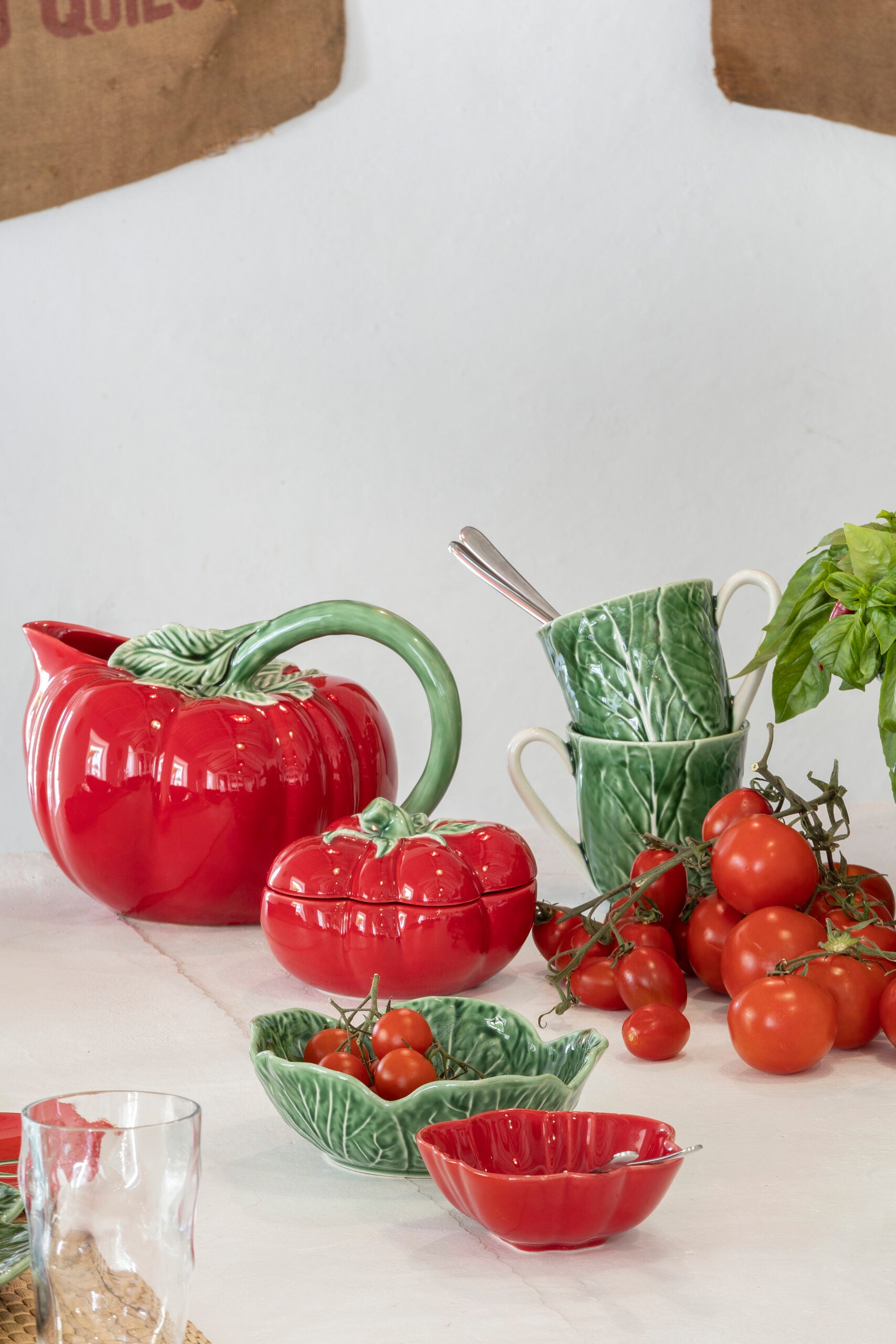 Bordallo Pinheiro Pitcher 2,75L - Tomato