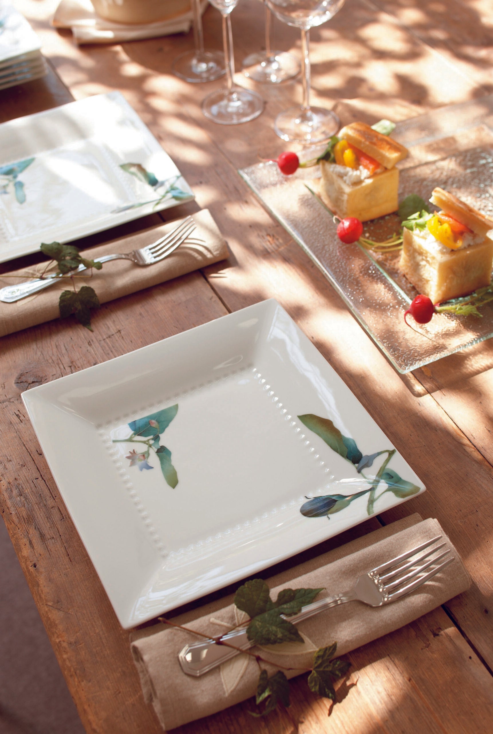 Noritake Square Plate 19.2Cm-Kyoka Shunsai Green Chilli