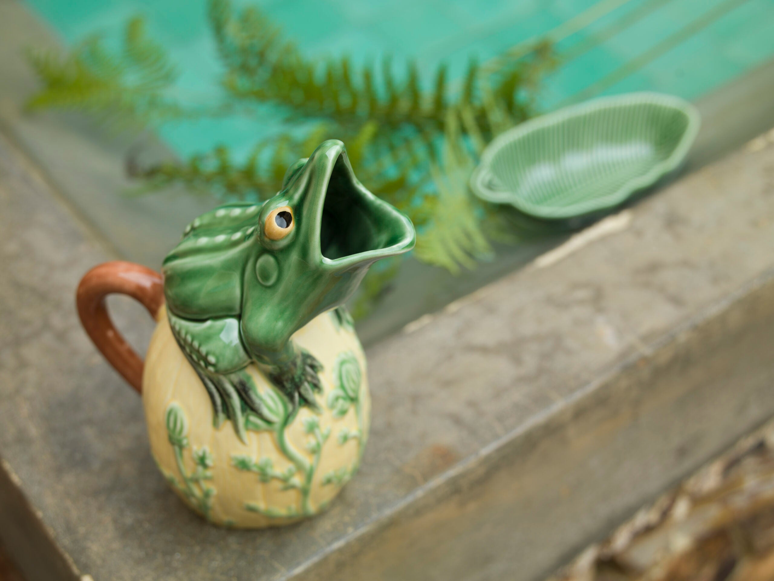 Bordallo Pinheiro Pitcher 1.4L - Frog