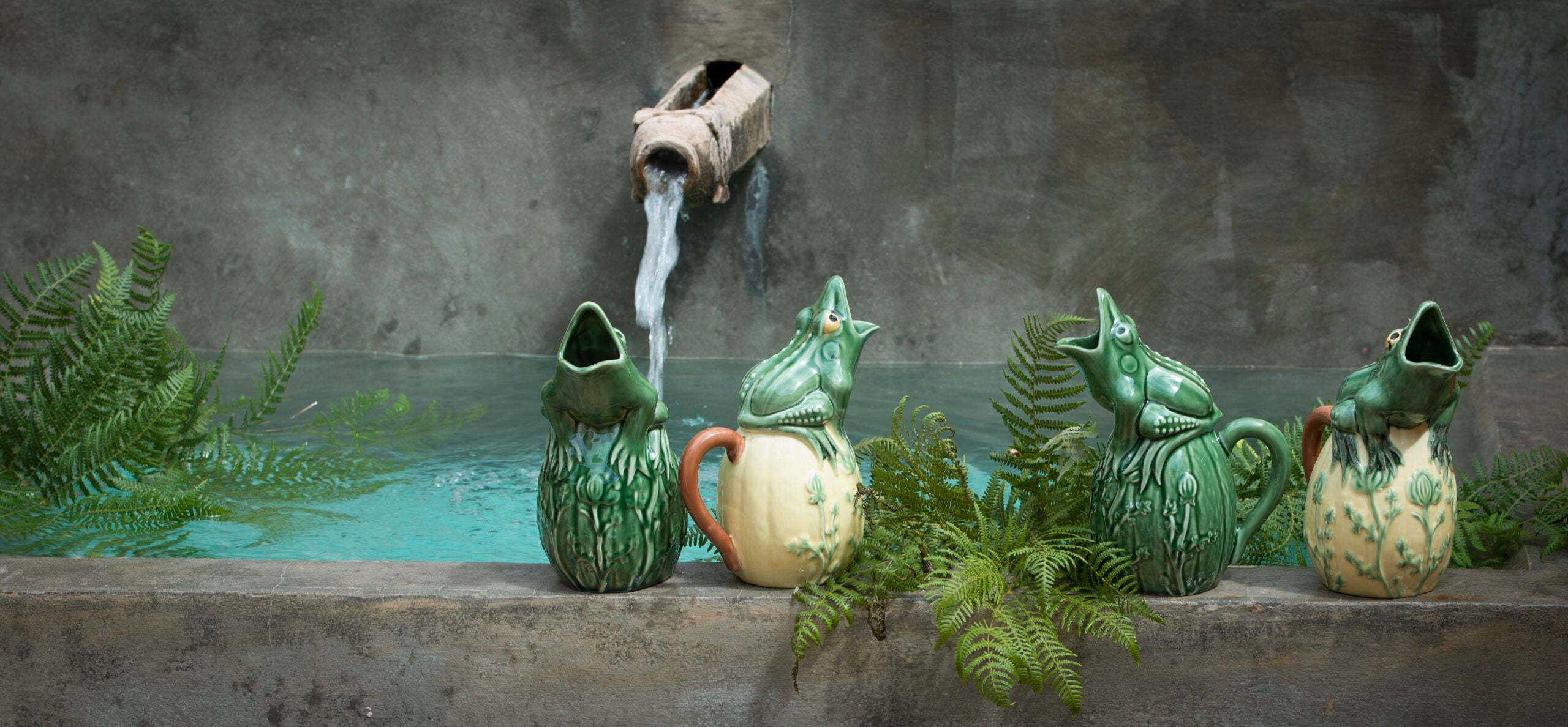 Bordallo Pinheiro Pitcher Frog Green - Pitcher