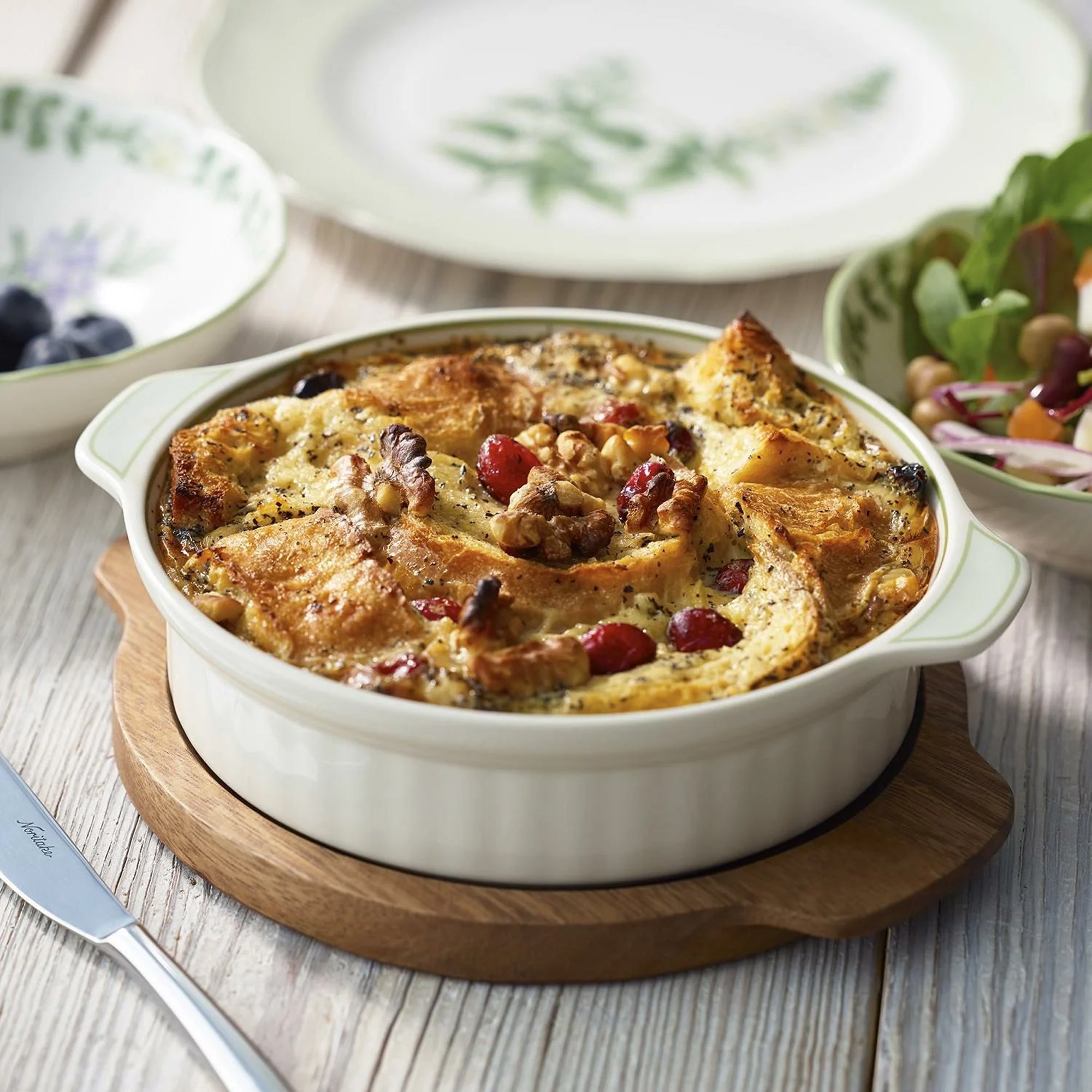 Noritake Round Baker - English Herbs