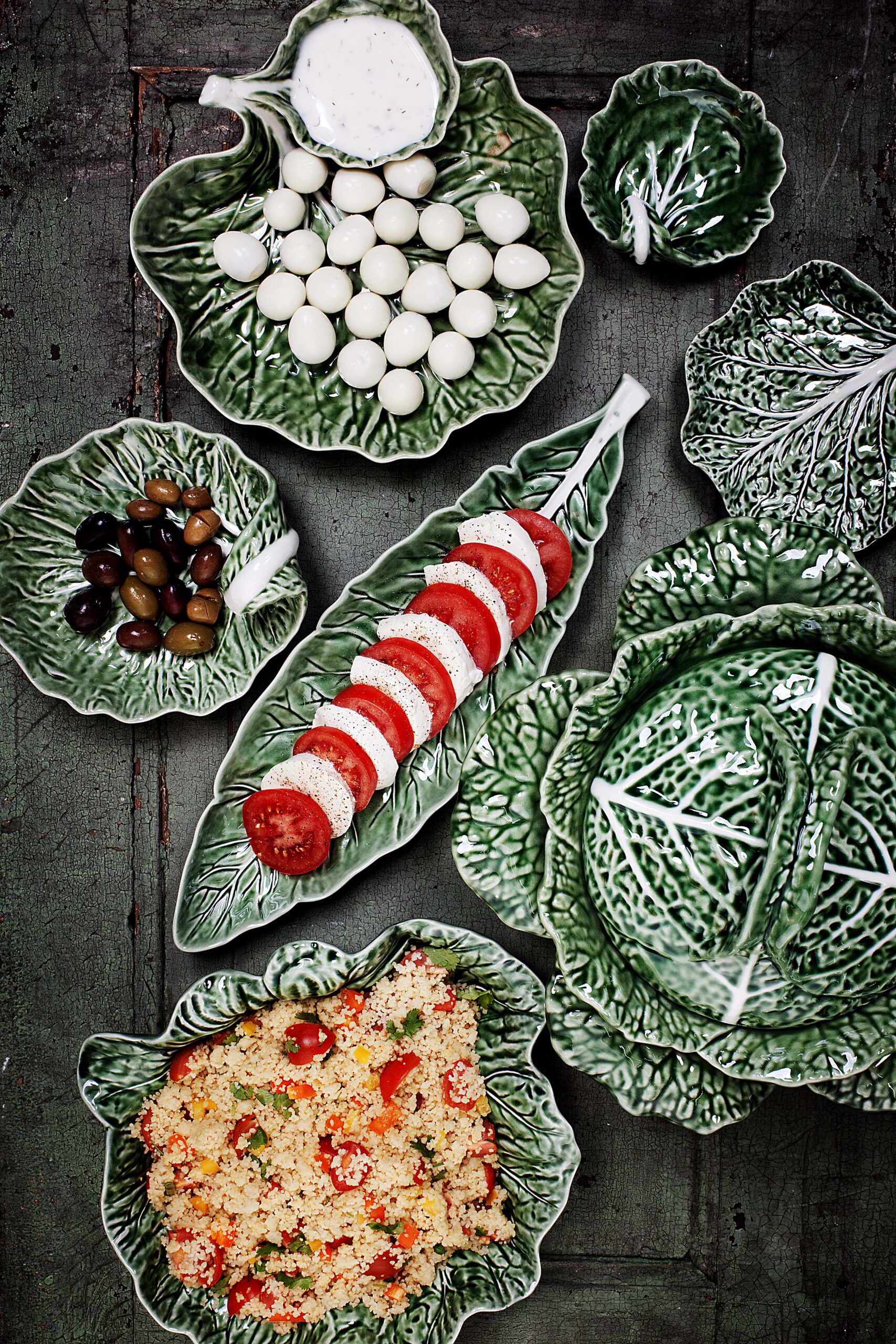 Bordallo Pinheiro Sauceboat – Natural Cabbage